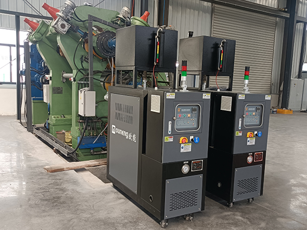 導熱油積碳、氧化怎么辦？橡膠模具油溫機維護秘籍