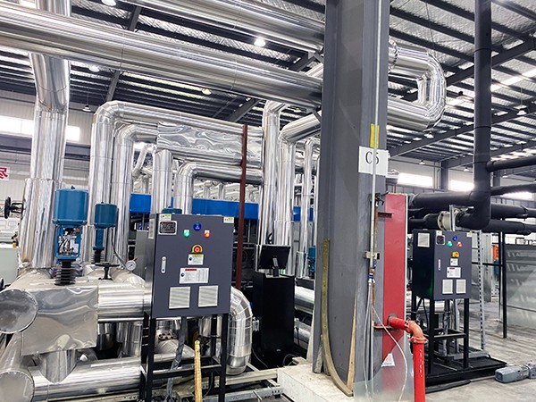 擠塑板生產線<a href='http://www.110663.com/product/biaozhunyouwenji.html' class='body-link'>油溫機</a>