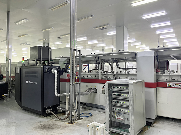 電加熱層壓機油溫機 電加熱層壓機<a href='http://www.110663.com/product/biaozhunyouwenji.html' class='body-link'>油溫機</a>